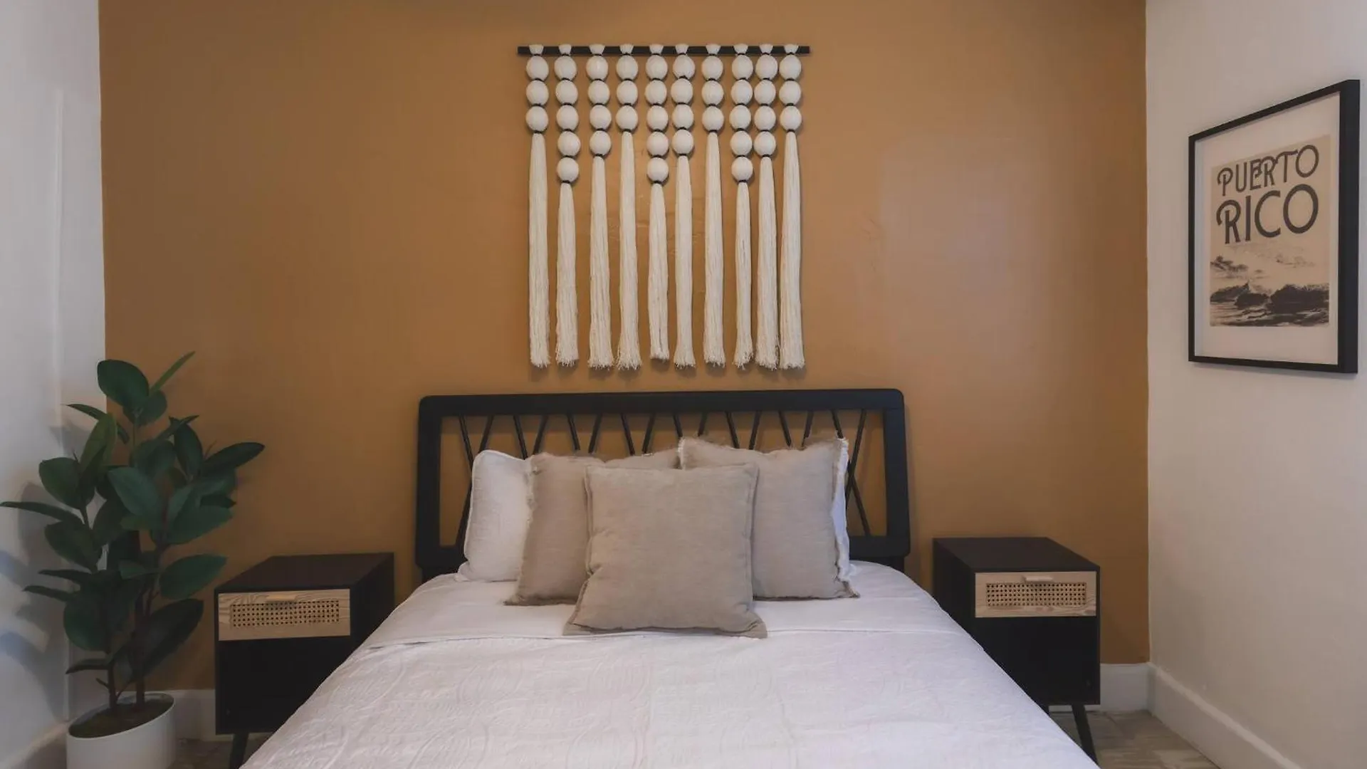 Prime Apartment Near Beach, Dining & Nightlife! 산후안 0*,